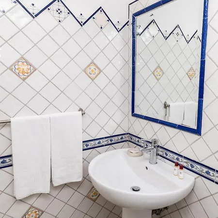 Maison Mari Apartament *